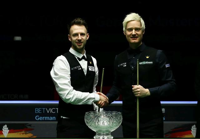 尤其是在面 尤其是在面