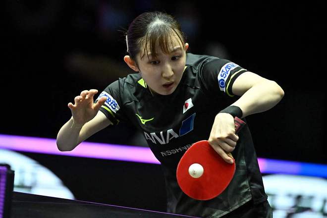 戴着这样的 戴着这样的