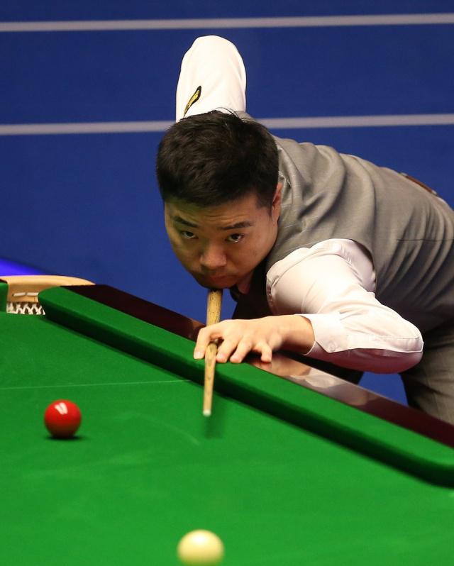 面的劣势直 面的劣势直