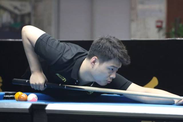 国足通过 国足通过