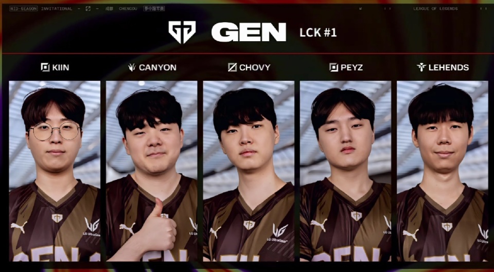 救火队员 救火队员