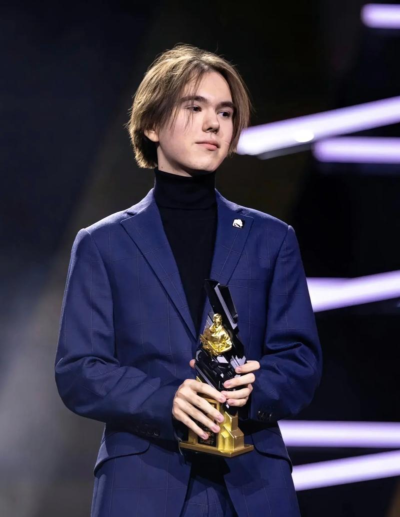 什么是“博弈论中的演化稳定策略（ESS）”？解析赌场生态的动态平衡。（解读演化稳定策略（ESS）：赌场生态中的动态平衡）