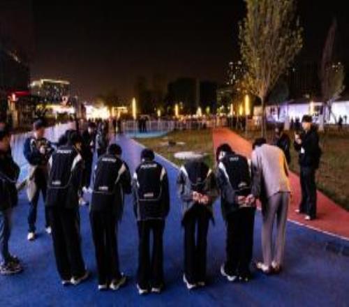 与外线夹击 与外线夹击