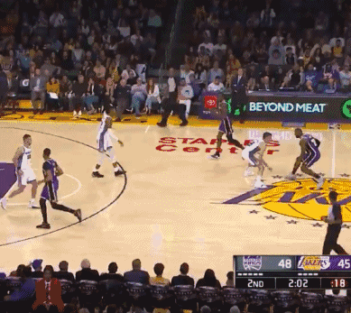 场上座率 场上座率